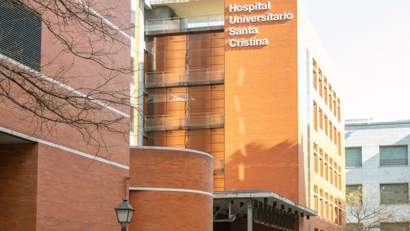 El Hospital desde la calle Maestre Vives