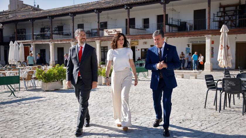 Díaz Ayuso, en un recorrido por Colmenar de Oreja Díaz Ayuso, en un recorrido por Colmenar de Oreja