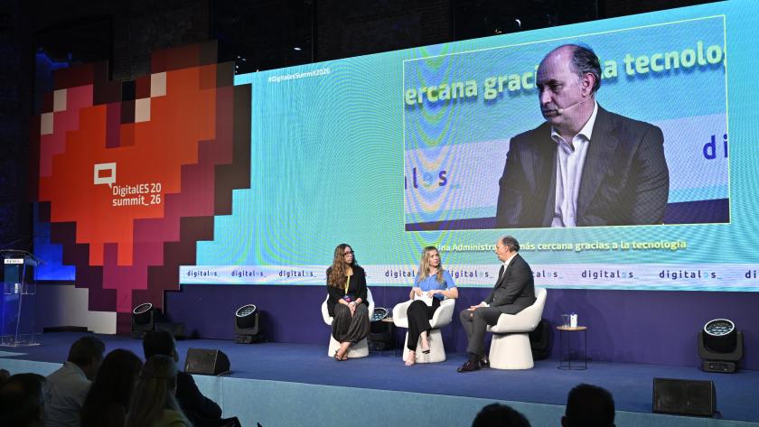 El consejero Miguel López-Valverde durante el DigitalES Summit 2026