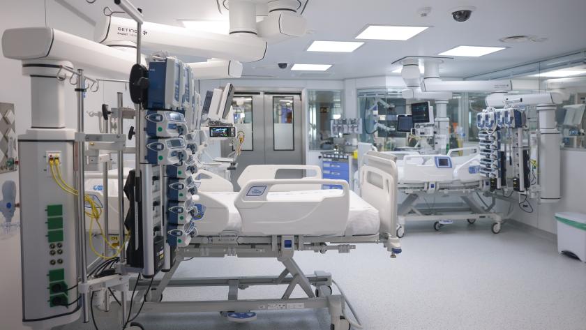 Esta técnica minimiza el riesgo de complicaciones y favorece la recuperación