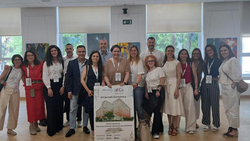 Premio de Calidad y Seguridad del Paciente de la Asociación Madrileña de Calidad Asistencial foto de grupo Foto del grupo humano ganador del premio