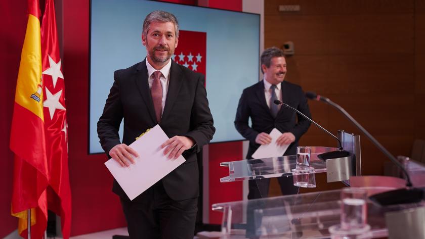 El portavoz de la Comunidad de Madrid atiende a los medios de comunicación desde la Real Casa de Correos