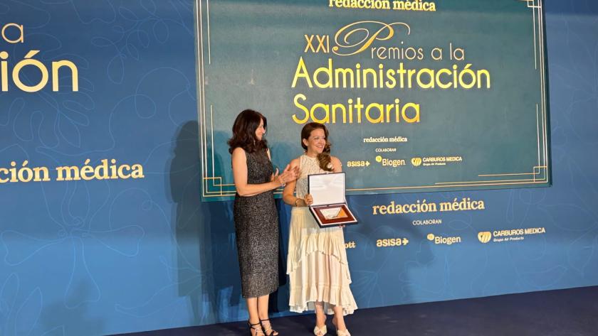 Matute, galardonada en los XXI Premios a la Administración Sanitaria La consejera Matute en los XXI Premios a la Administración Sanitaria