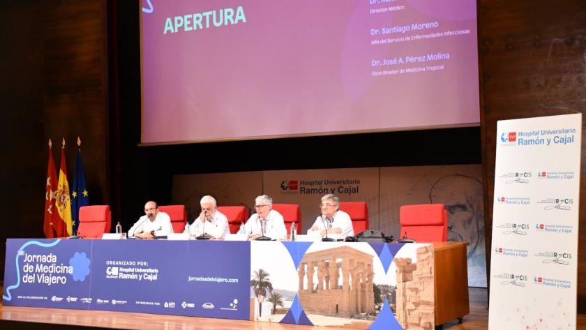 Imagen de la mesa inaugural del evento en el Hospital Universitario Ramón y Cajal