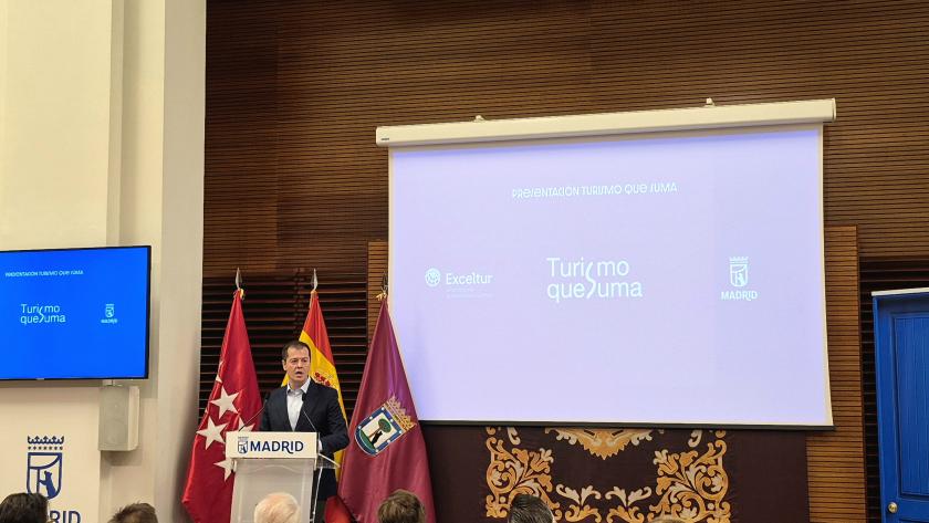 El viceconsejero Luis Martín durante la presentación de una iniciativa de Exceltur 