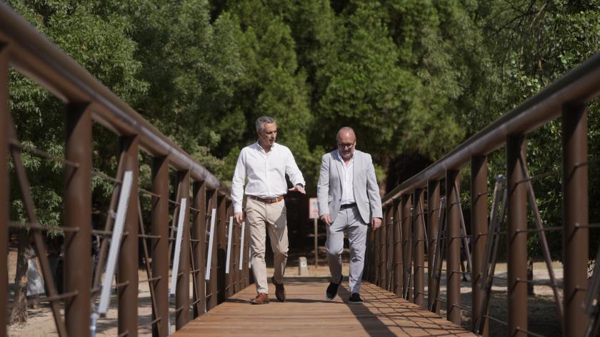 La Comunidad de Madrid mejora la red de saneamiento de Arroyomolinos con una inversión de más de 600.000 euros Novillo visita la Red de saneamiento de Arroyomolinos