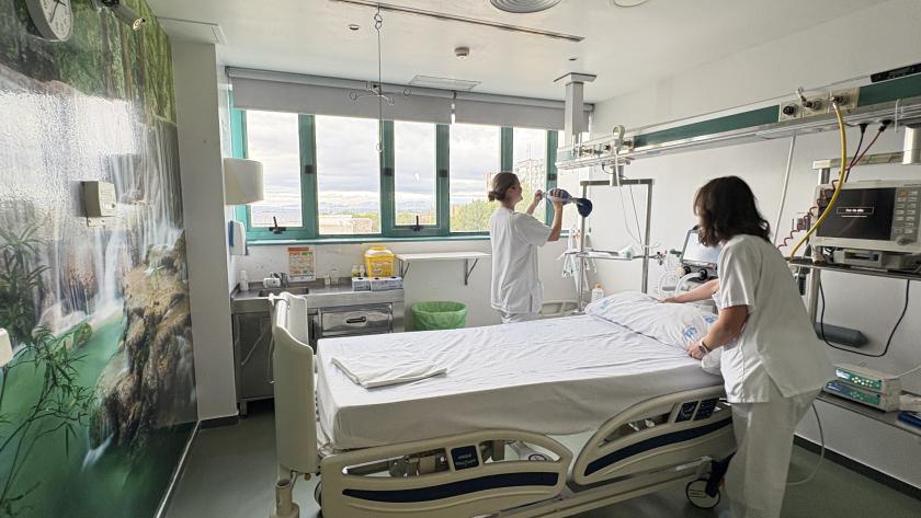 Habitación de UCI del Hospital de Móstoles Habitación de UCI del Hospital de Móstoles