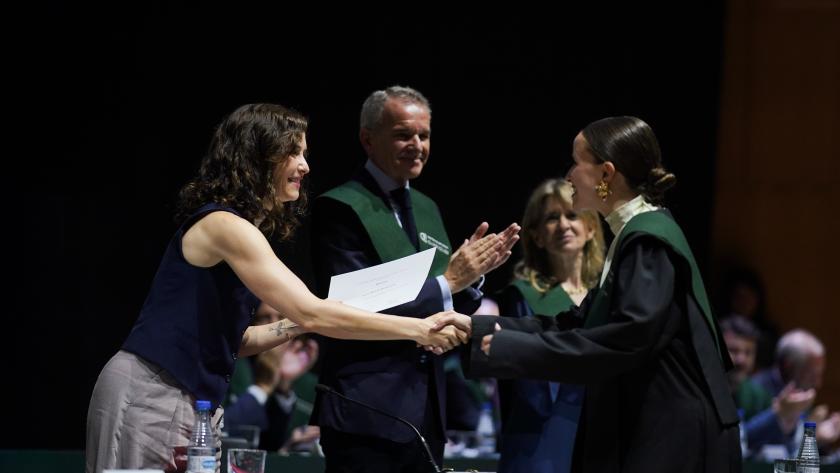 Díaz Ayuso participa en la entrega de diplomas y clausura de las actividades académicas del Centro de Estudios Garrigues La presidenta Isabel Díaz Ayuso durante la entrega de diplomas y clausura de las actividades académicas del Centro de Estudios Garrigues