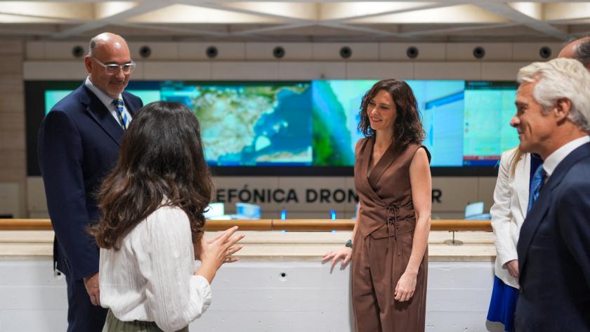 Díaz Ayuso visita Telefónica Dron Center La presidenta Isabel Díaz Ayuso durante su visita al Centro Nacional de Drones de Telefónica