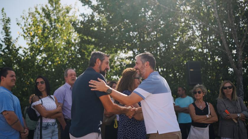 García Martín entrega vehículos de limpieza y recogida de residuos a la Mancomunidad Valle del Lozoya García Martín entrega vehículos de limpieza y recogida de residuos a la Mancomunidad Valle del Lozoya