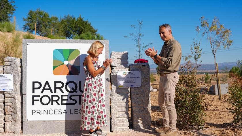 Novillo asiste a la inauguración del Parque Forestal Princesa Leonor El consejero Carlos Novillo durante la inauguración del nuevo espacio natural en Alcobendas que se suma al corredor medioambiental Arco Verde