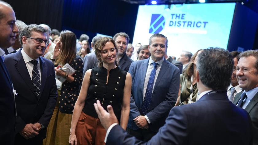 La presidenta Isabel Díaz Ayuso durante el mayor encuentro internacional de inversión inmobiliaria que se celebra por primera vez en Madrid