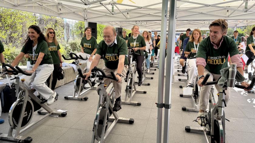 Directora de enfermería, Gerente y director general de deportes en la bicicleta