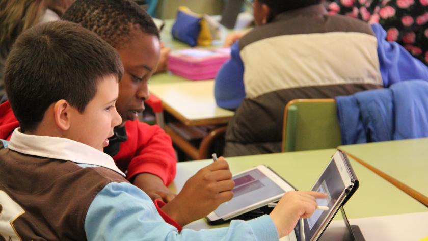 Niños en un Colegio de Educación Infantil y Primaria