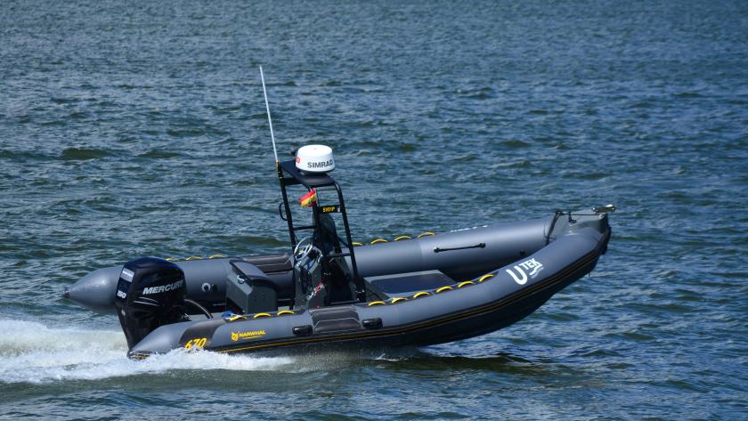 Barco autónomo Utek: sistemas navales no tripulados