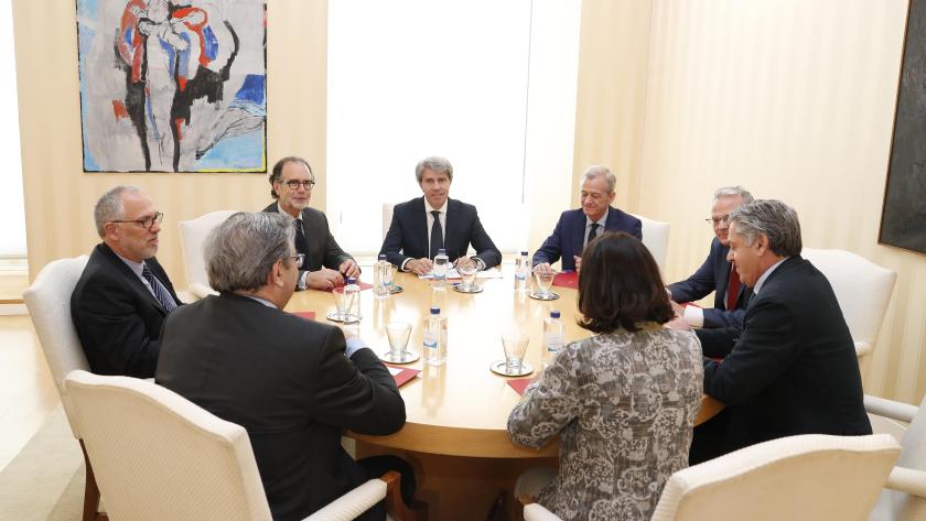 Garrido se reúne con las autoridades judiciales y fiscales de la región Garrido se reúne con las autoridades judiciales y fiscales de la región