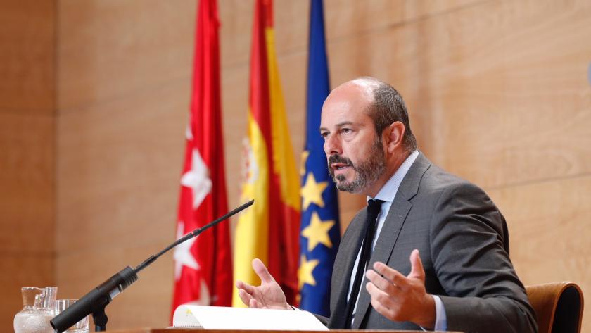 Pedro Rollán, vicepresidente, consejero de Presidencia y portavoz del Gobierno, comparece en rueda de prensa para dar cuenta de los acuerdos adoptado Pedro Rollán, vicepresidente, consejero de Presidencia y portavoz del Gobierno, comparece en rueda de prensa para dar cuenta de los acuerdos adoptado