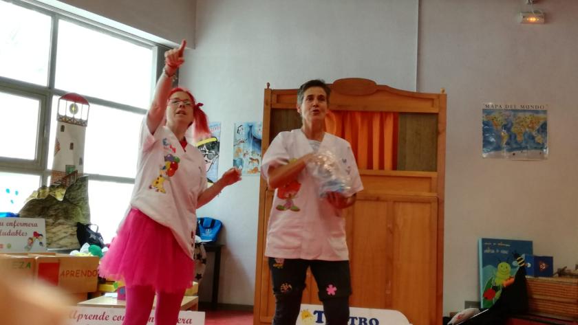 Enfermeras de Centros de Salud de Vallecas inician la tercera edición del Teatro de la Salud para menores Enfermeras de Centros de Salud de Vallecas inician la tercera edición del Teatro de la Salud para menores