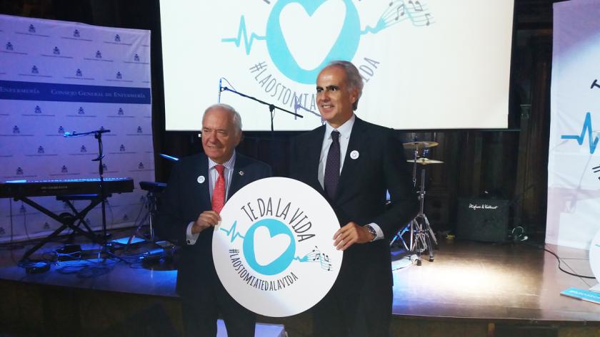 El consejero de Sanidad recoge el premio