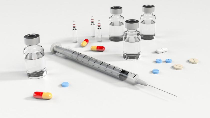 Los madrileños podrán retirar en cualquier farmacia de España sus fármacos prescritos con la tarjeta sanitaria de la Comunidad de Madrid Píldoras, comprimidos, inyectables y jeringa