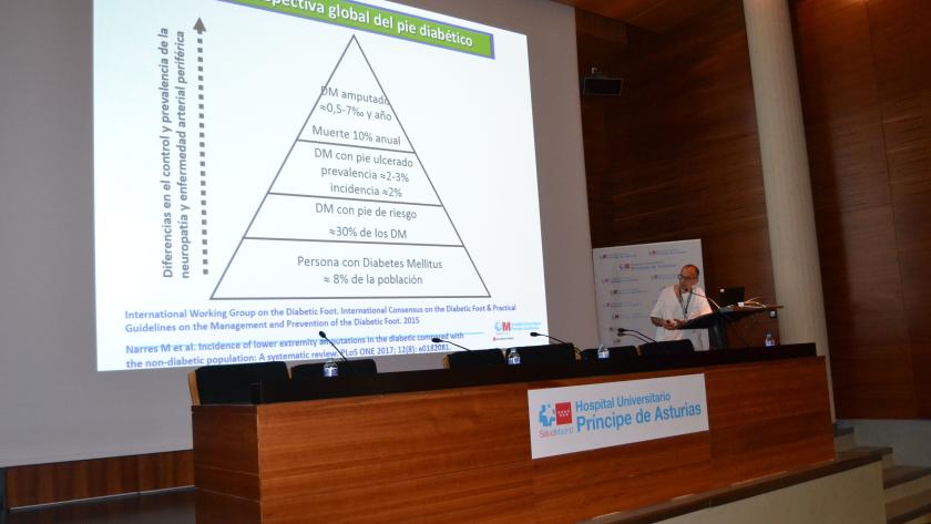 El endocrinólogo José Antonio Rubio cree el trabajo multidisciplinar logra buenos resultados en el abordaje del pie diabético El endocrinólogo José Antonio Rubio cree el trabajo multidisciplinar logra buenos resultados en el abordaje del pie diabético