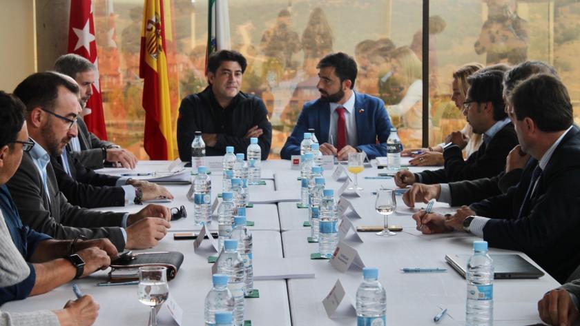 David Pérez, en un encuentro con los alcaldes de la zona norte,