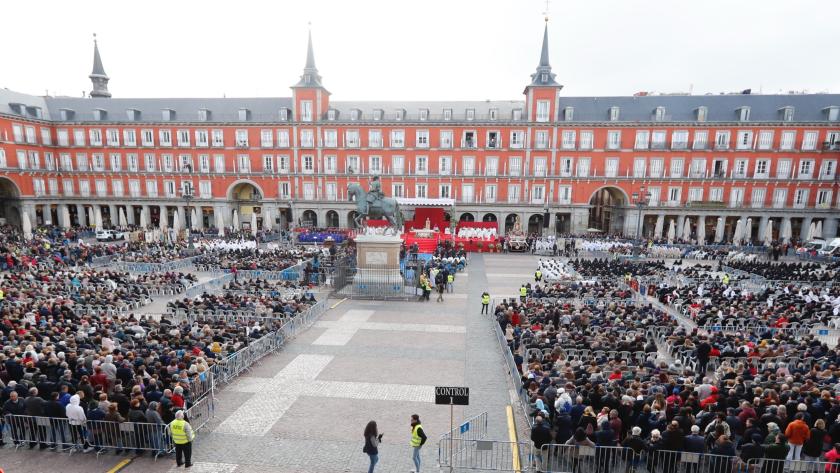 Díaz Ayuso asiste a la Misa Solemne de la festividad de la Almudena, patrona de Madrid Díaz Ayuso asiste al acto principal en honor de Nuestra Señora Santa María la Real de la Almudena