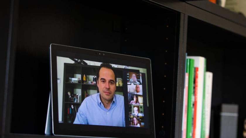 Aguado avanza la reapertura del plazo de ayudas para impulsar la contratación en localidades de menos de 2.500 habitantes Videoconferencia Aguado