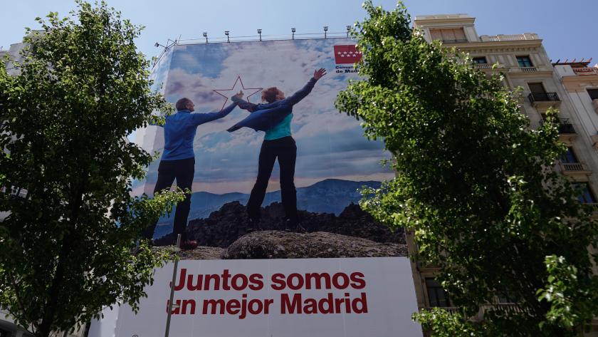 Juntos somos un mejor Madrid cartel Juntos somos un mejor Madrid