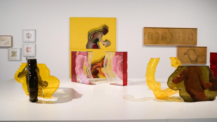 Dedicamos una exposición retrospectiva al artista José Luis Alexanco