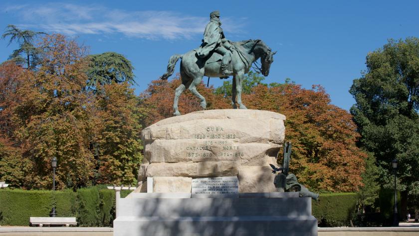 Monumento Ecuestre al General Martínez Campos 