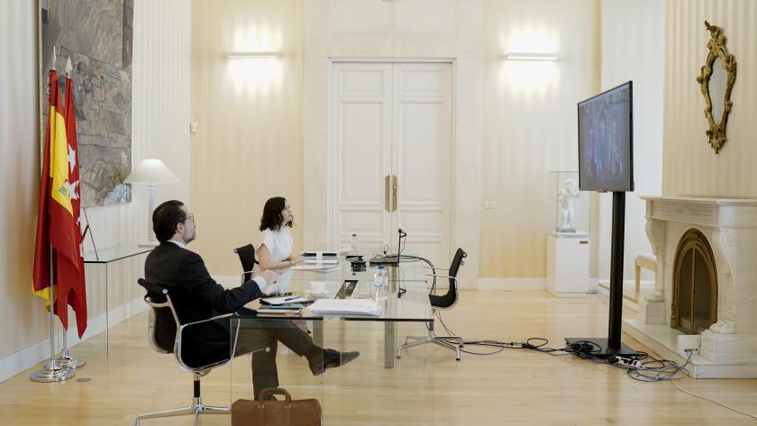 Díaz Ayuso pide la participación de las regiones y criterios objetivos y transparentes para acceder a los fondos de la UE frente al COVID-19