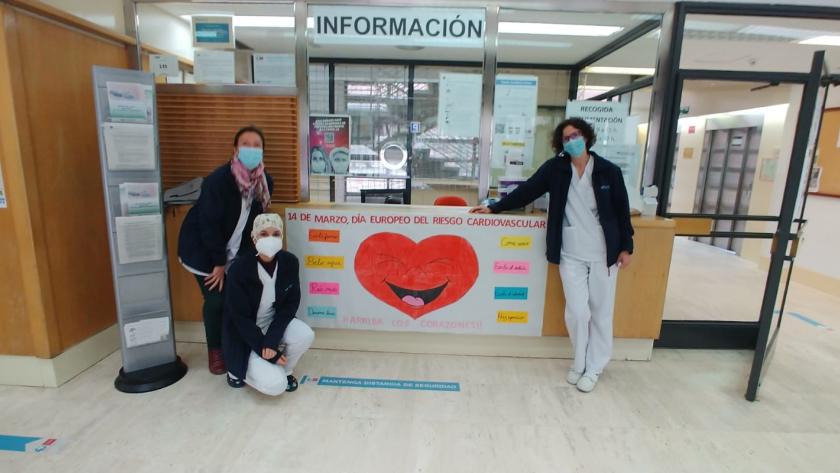 Profesionales del Centro de Salud Doctor Cirajas El Centro de Salud Doctor Cirajas celebra con un gran mural el Día Europeo de Prevención del Riesgo Cardiovascular