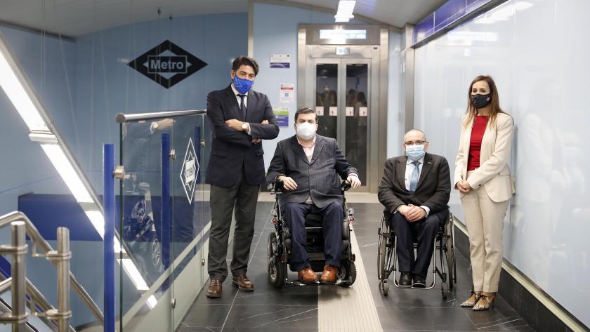 Convertimos en plenamente accesible la estación de Metro de Tribunal  
