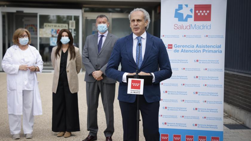 La Comunidad de Madrid implanta un programa de rehabilitación para pacientes post-COVID en las 103 Unidades de Fisioterapia de los centros de salud.