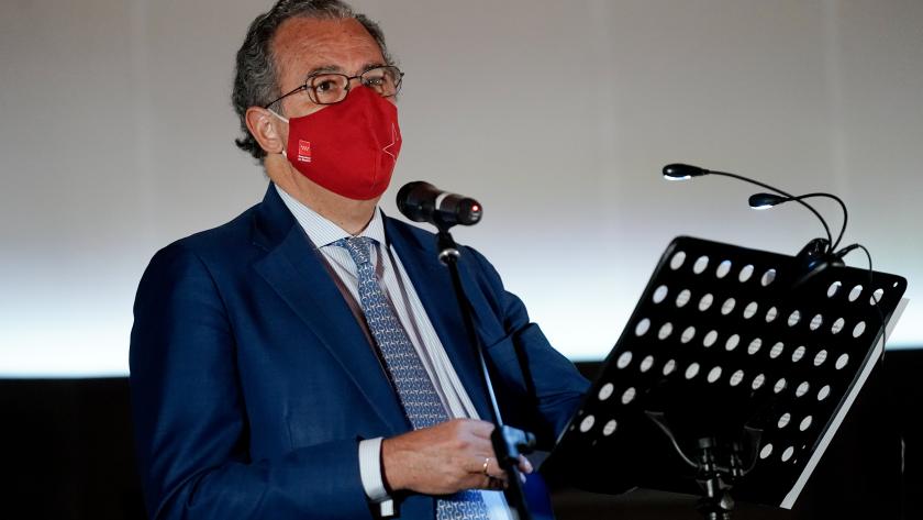 Enrique Ossorio Atril