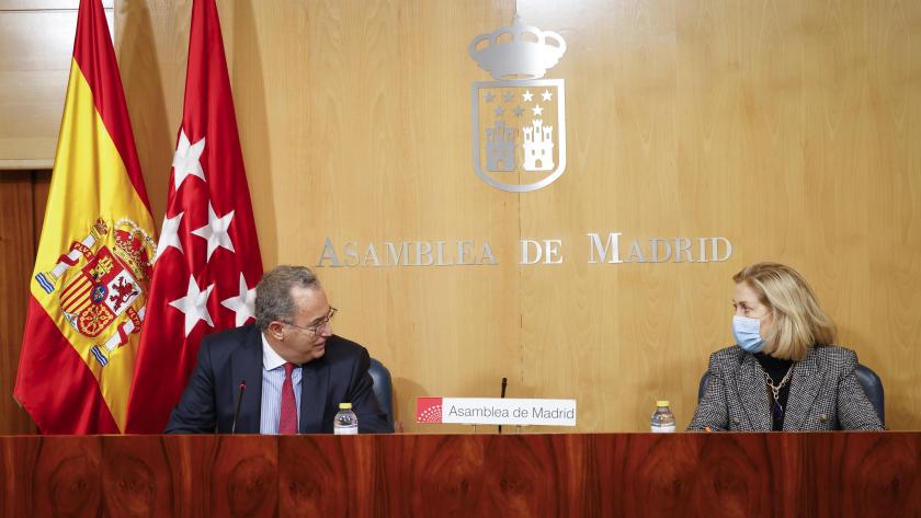 Ambos consejeros en la tribuna de la intervención