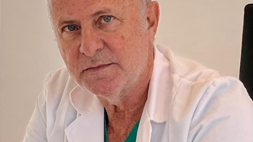 Imagen del Dr Jaén, Jefe de Servicio de Dermatología del Hospital Universitario Ramón y Cajal