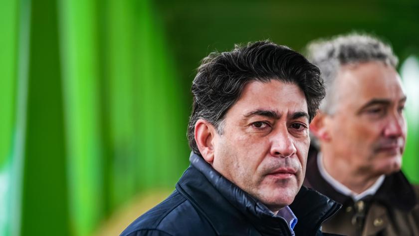 El consejero en la pasarela