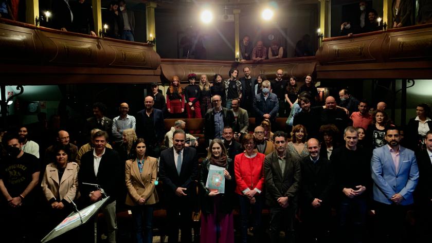 La consejera de Cultura, Marta Rivera, con los asistentes a la inauguración del festival 