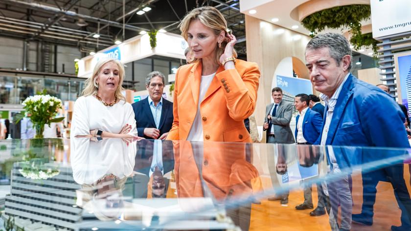 La Comunidad de Madrid ha intermediado desde 2008 con más de 700.000 propietarios e inquilinos de viviendas a través del Plan Alquila La consejera Paloma Martín visita el Salón Inmobiliario de Madrid