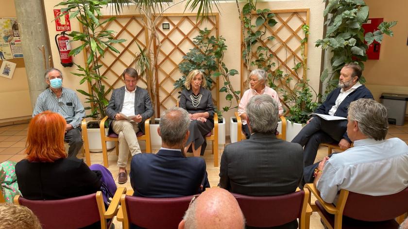 La Comunidad de Madrid crea una Red Regional contra la Soledad no Deseada en colaboración con ayuntamientos y entidades sociales La consejera Concha Dancausa durante el evento contra la Soledad no Deseada