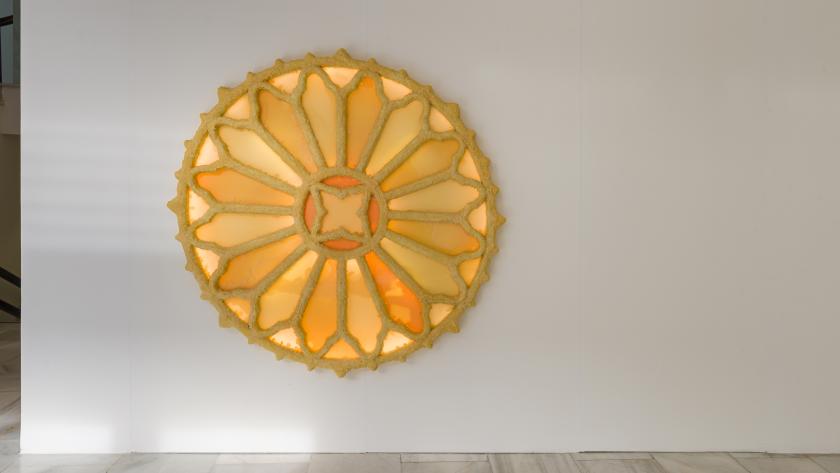 La exposición se puede visitar gratuitamente en la Sala de Arte Joven de la capital