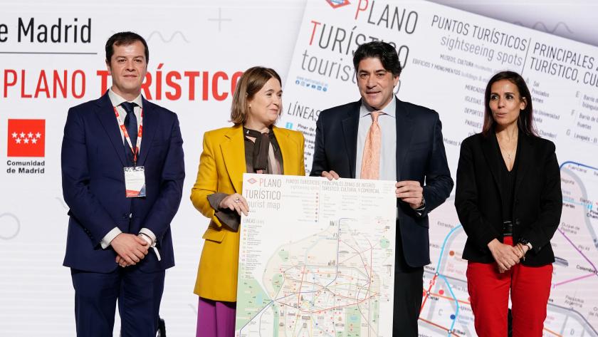 La Comunidad de Madrid presenta el nuevo plano turístico de Metro con más de 100 puntos de interés La consejera Marta Rivera y el consejero David Pérez en la presentación del nuevo plano