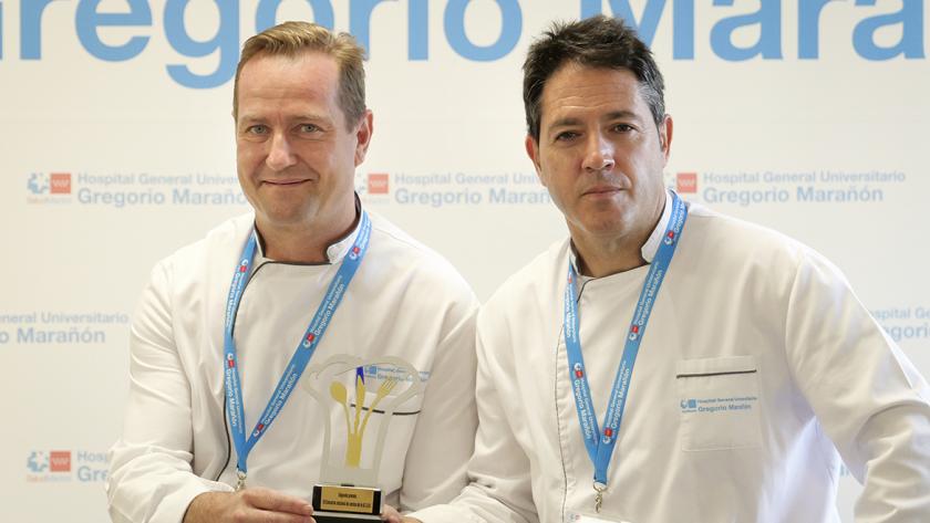 Carlos Alberto Fernández Macías y Rubén Rus Pablos, jefes de Cocina del Marañón profesionales del hospital gregorio marañón
