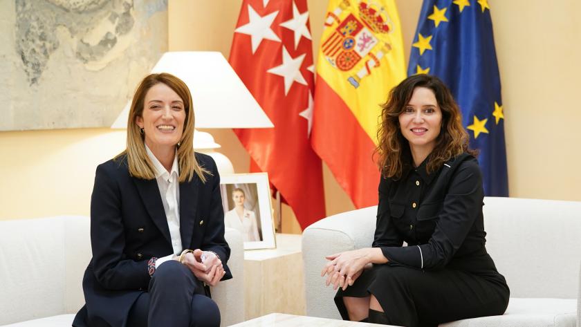 La presidenta con Metsola
