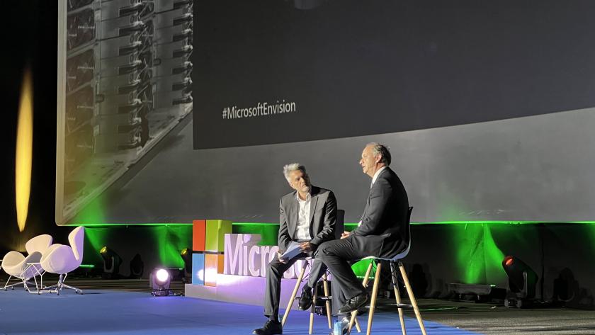 La Comunidad de Madrid reforzará el próximo curso las competencias digitales de 1.250 estudiantes de 5º y 6º de Primaria El consejero de digitalización
