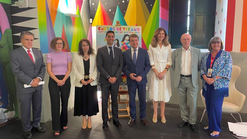 El consejero Emilio Viciana en los Cursos de Verano de El Escorial de la Universidad Complutense