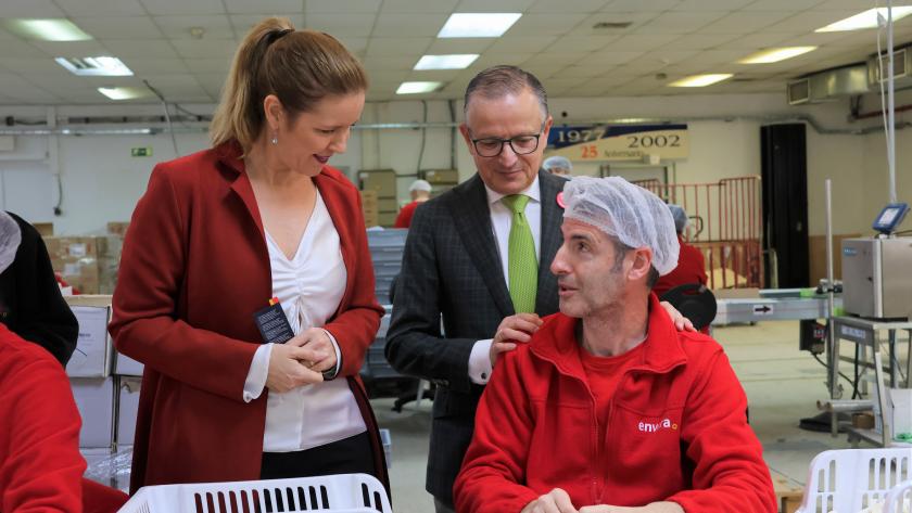 Dávila visita en Colmenar Viejo las instalaciones del Centro Integral de Discapacidad Envera La consejera Ana Dávila durante su visita a las instalaciones del Centro Integral de Discapacidad Envera