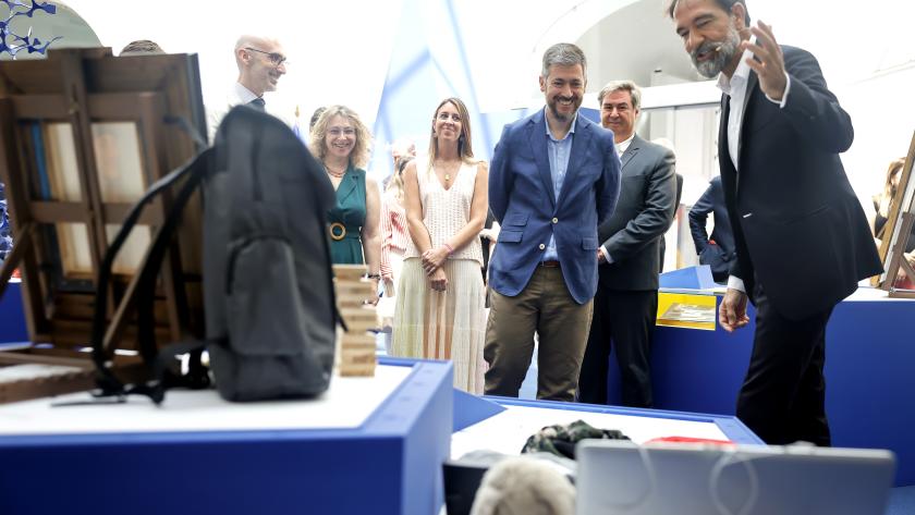 García Martín inaugura la exposición Europa nos hace mejores El consejero Miguel Ángel García Martín durante la inauguración de la exposición Europa nos hace mejores